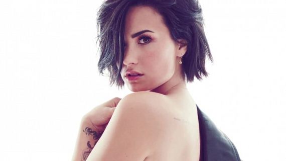 Demi-Lovato -Cosmopolita